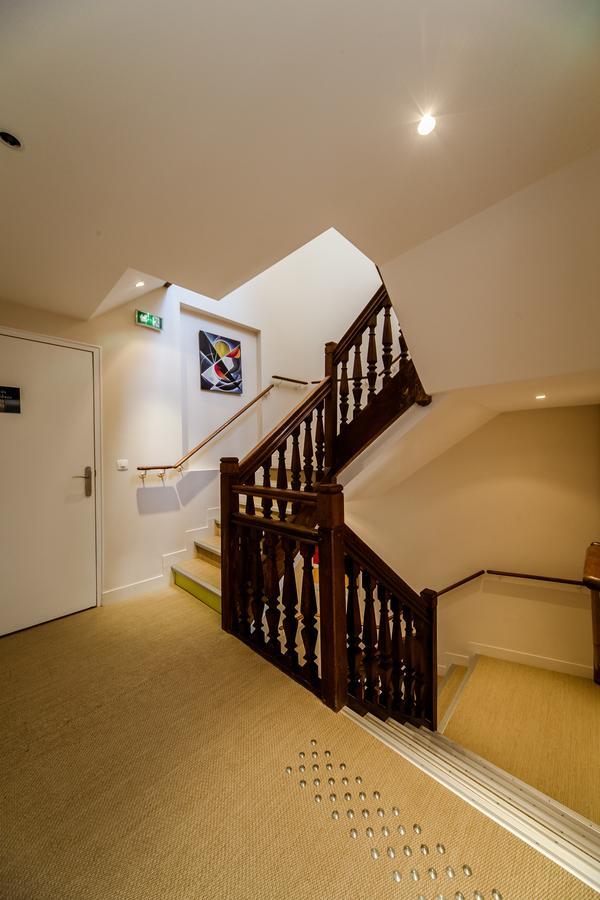Logis Hotel - Le Petit Bellon ซ็องลิส ภายนอก รูปภาพ